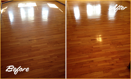 Before and After Picture of a Smyrna Wood Deep Cleaning Service on a Room Floor to Remove Scratches