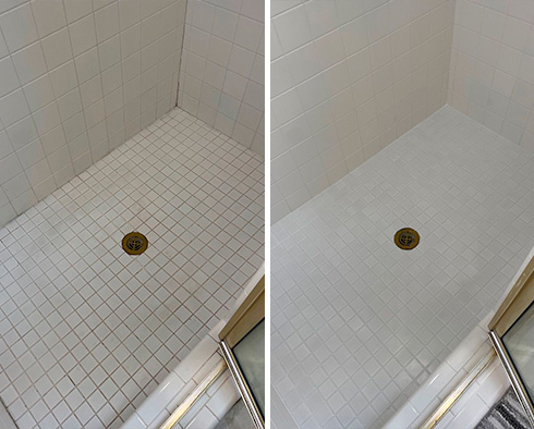 Ceramic Tile Shower Before and After a Grout Cleaning in Nashville